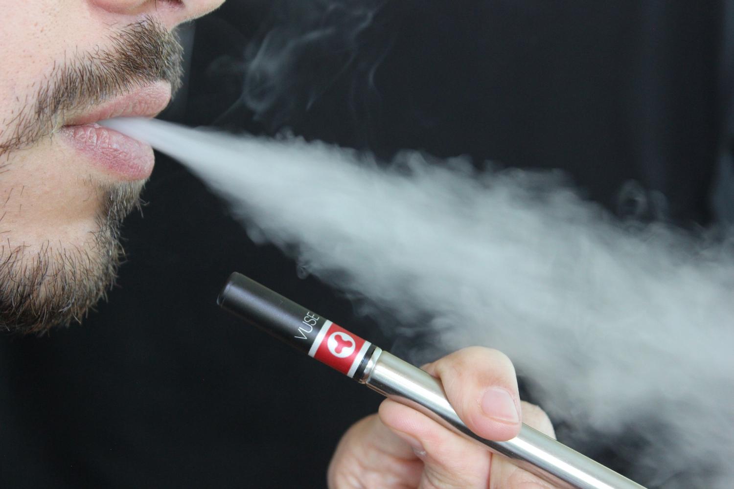 NC Dentists: Vaping Increases Risk of Tooth, Gum Problems